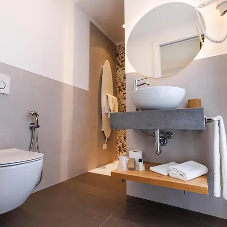 Livia Hotel