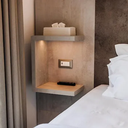 Hotel Livia Gargnano