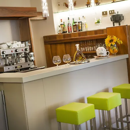 Hotel Livia Gargnano