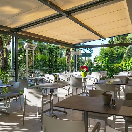 Livia Hotel