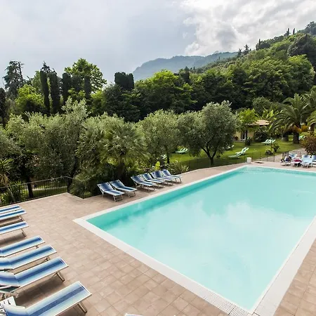 Hotel Livia 3*